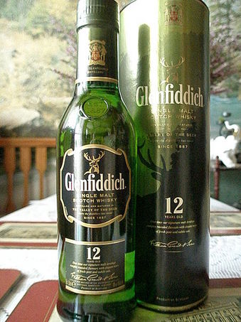 Bottle_of_Glenfiddich_12yo.jpg